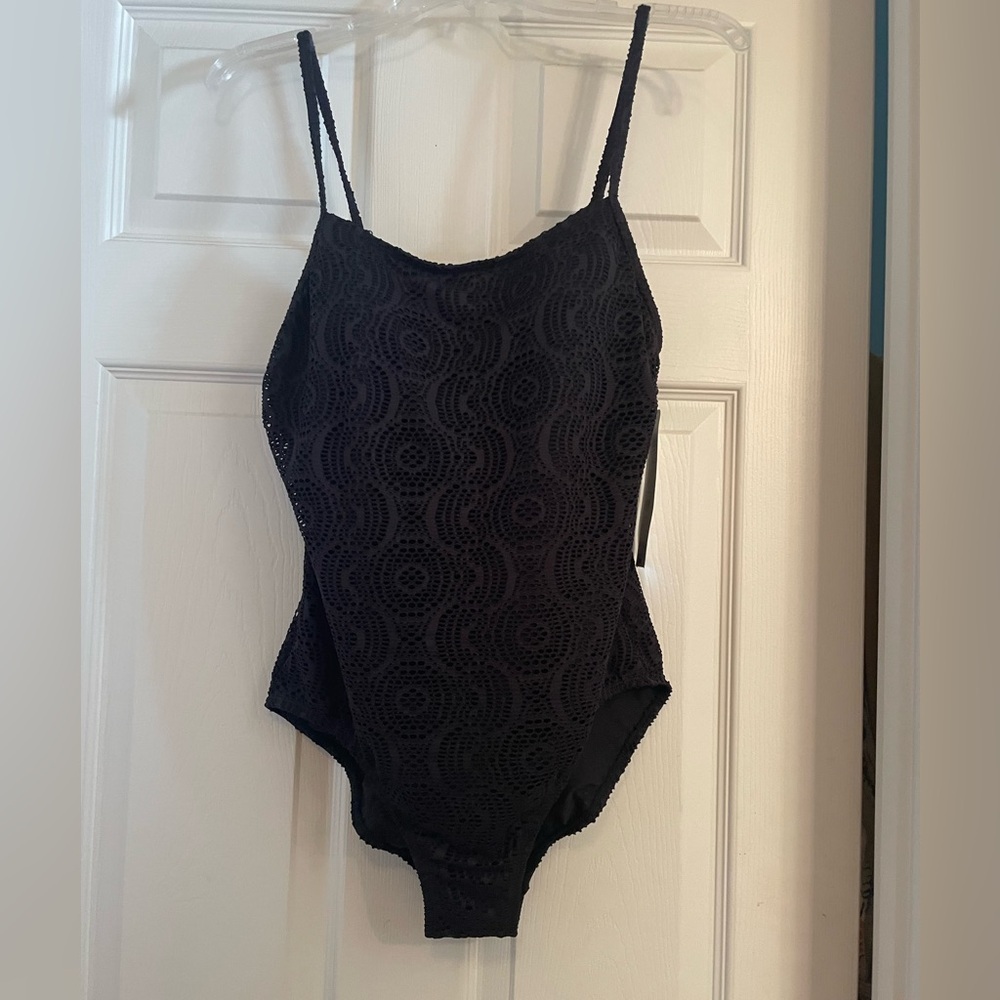 Catalina   One Piece Blsck Swimsuit Size 8-10 NWT